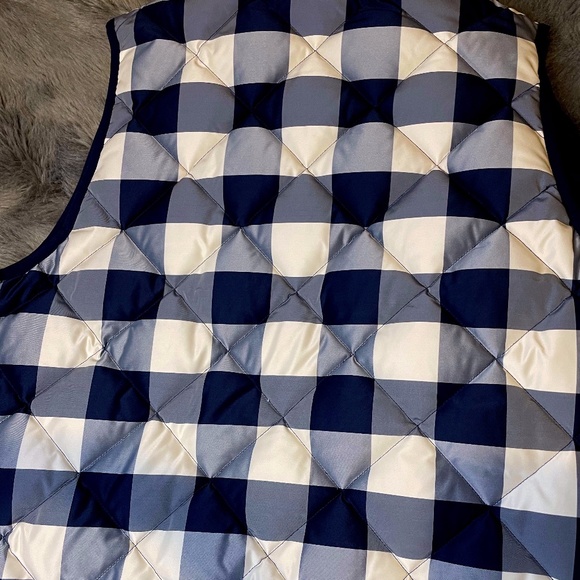 Jcrew Quilted Puffer Vest - Picture 3 of 4